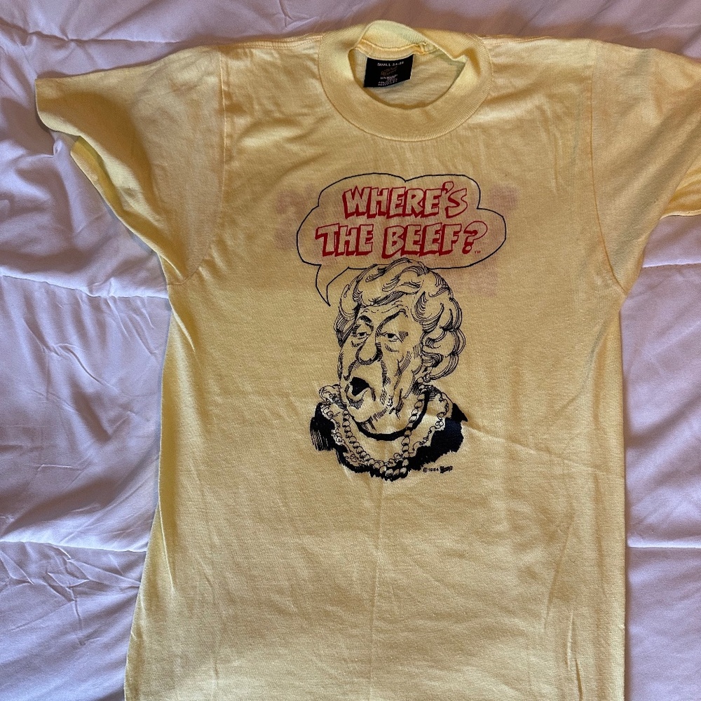 Vintage Sneakers brand "Where's the beef" t-shirt